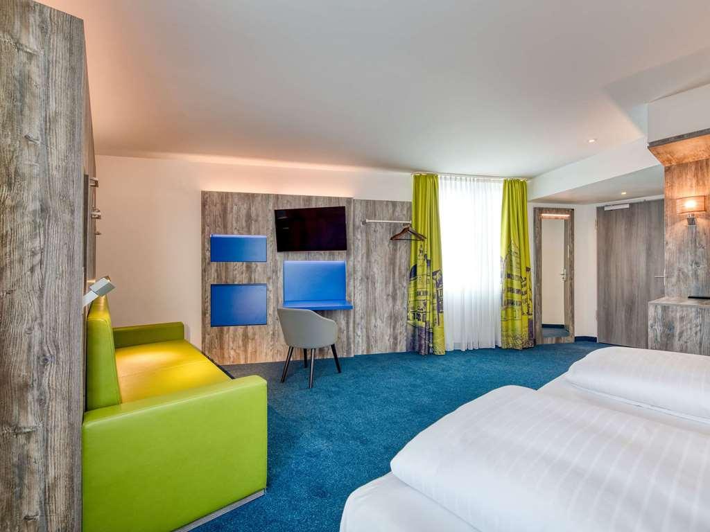 Ibis Styles Tuebingen Hotel Стая снимка